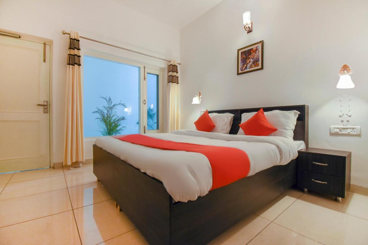 Oyo 75460 Sky High Residency Hotel Ludhiana Luaran gambar