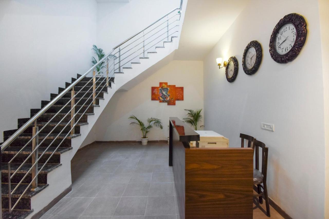 Oyo 75460 Sky High Residency Hotel Ludhiana Luaran gambar