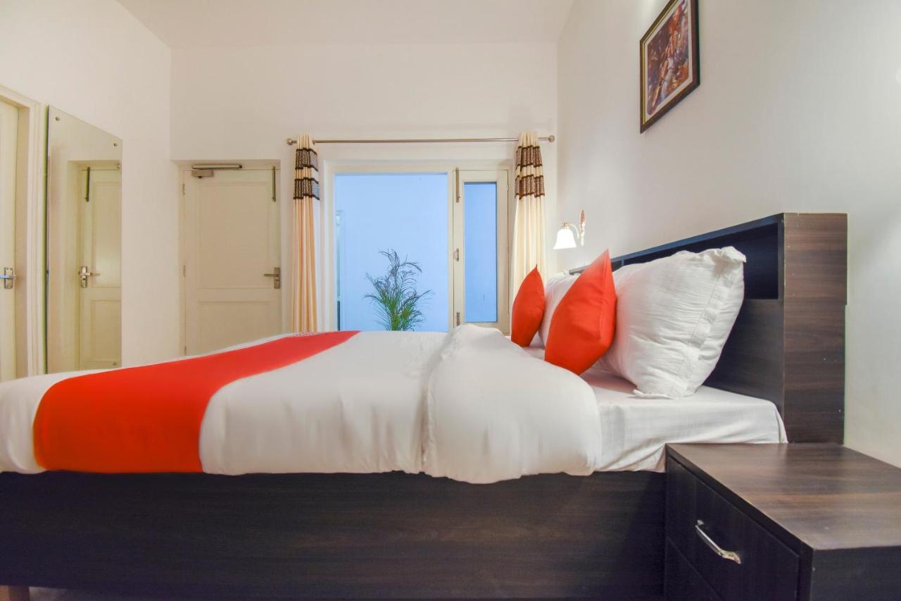 Oyo 75460 Sky High Residency Hotel Ludhiana Luaran gambar