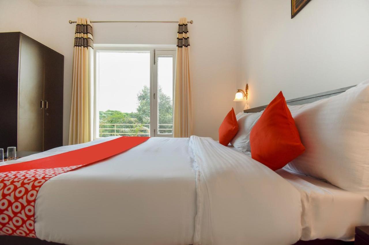 Oyo 75460 Sky High Residency Hotel Ludhiana Luaran gambar