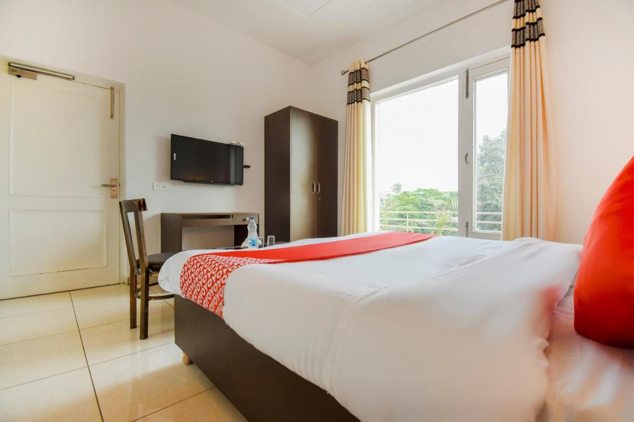 Oyo 75460 Sky High Residency Hotel Ludhiana Luaran gambar
